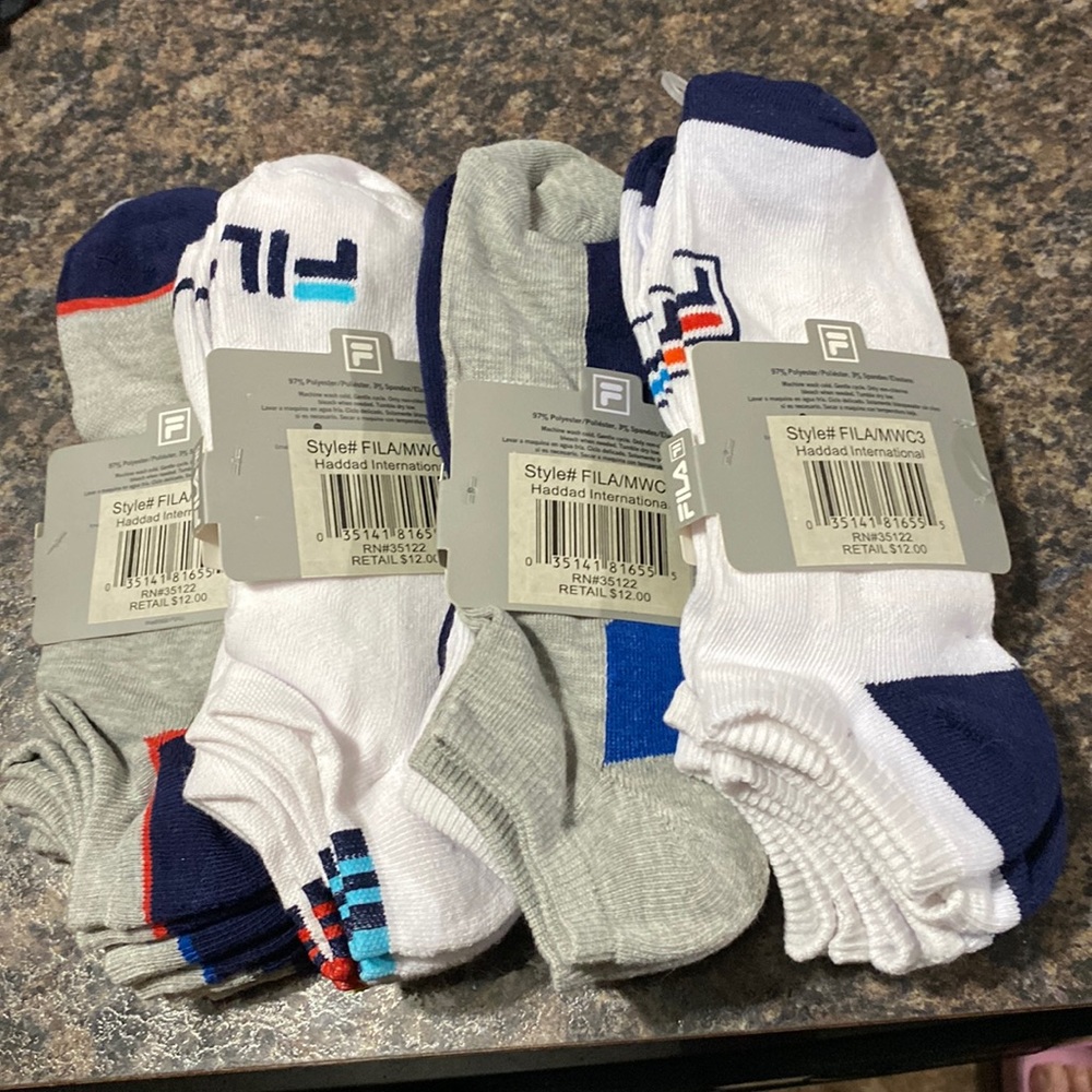 First offer wins ! Fila sock bundle